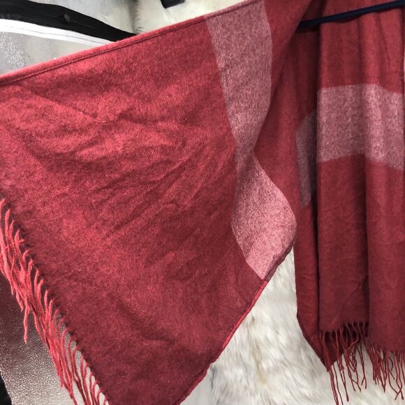 Woolrich Large Color Block Super Soft Poncho, Cape, Sweater feels like Cashmere - Picture 3 of 6